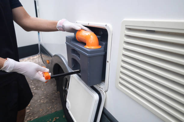 Affordable portable toilet rental in Lytle, TX
